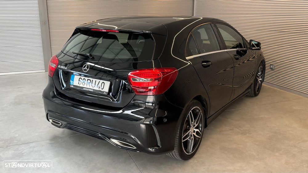 Mercedes-Benz A 180 d AMG Line - 8