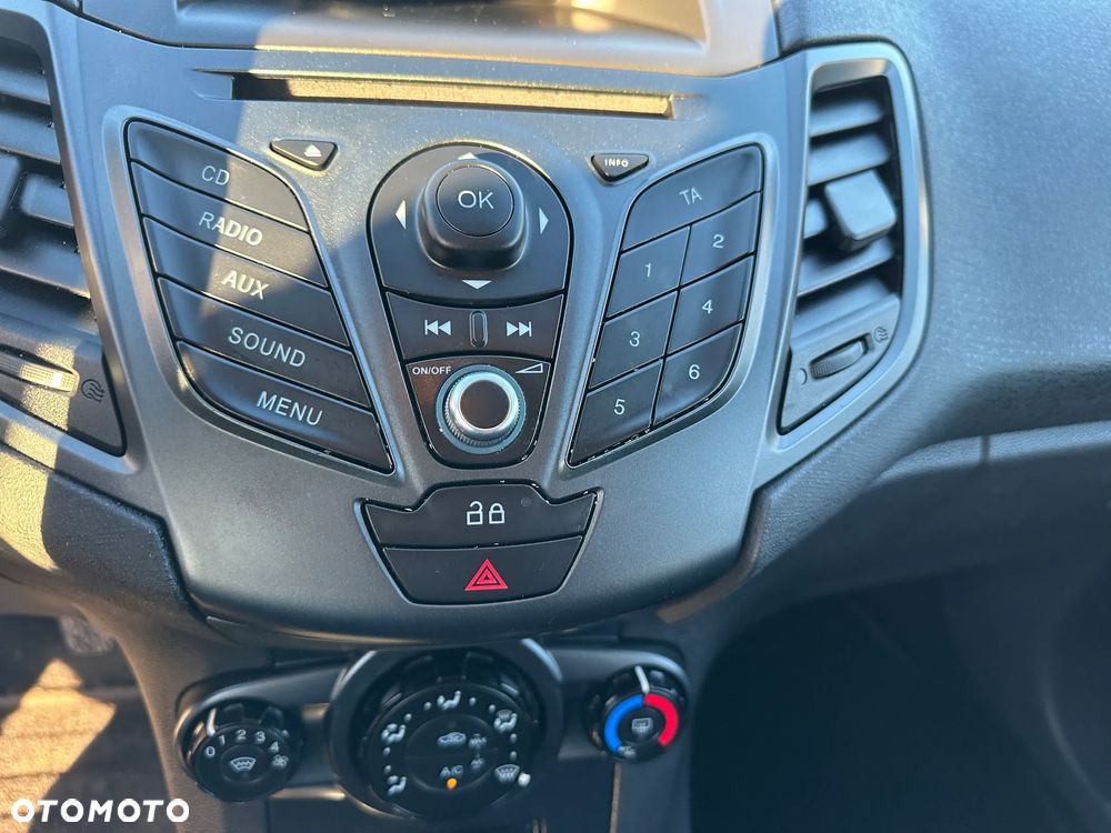 Ford Fiesta 1.0 EcoBoost Gold X - 20