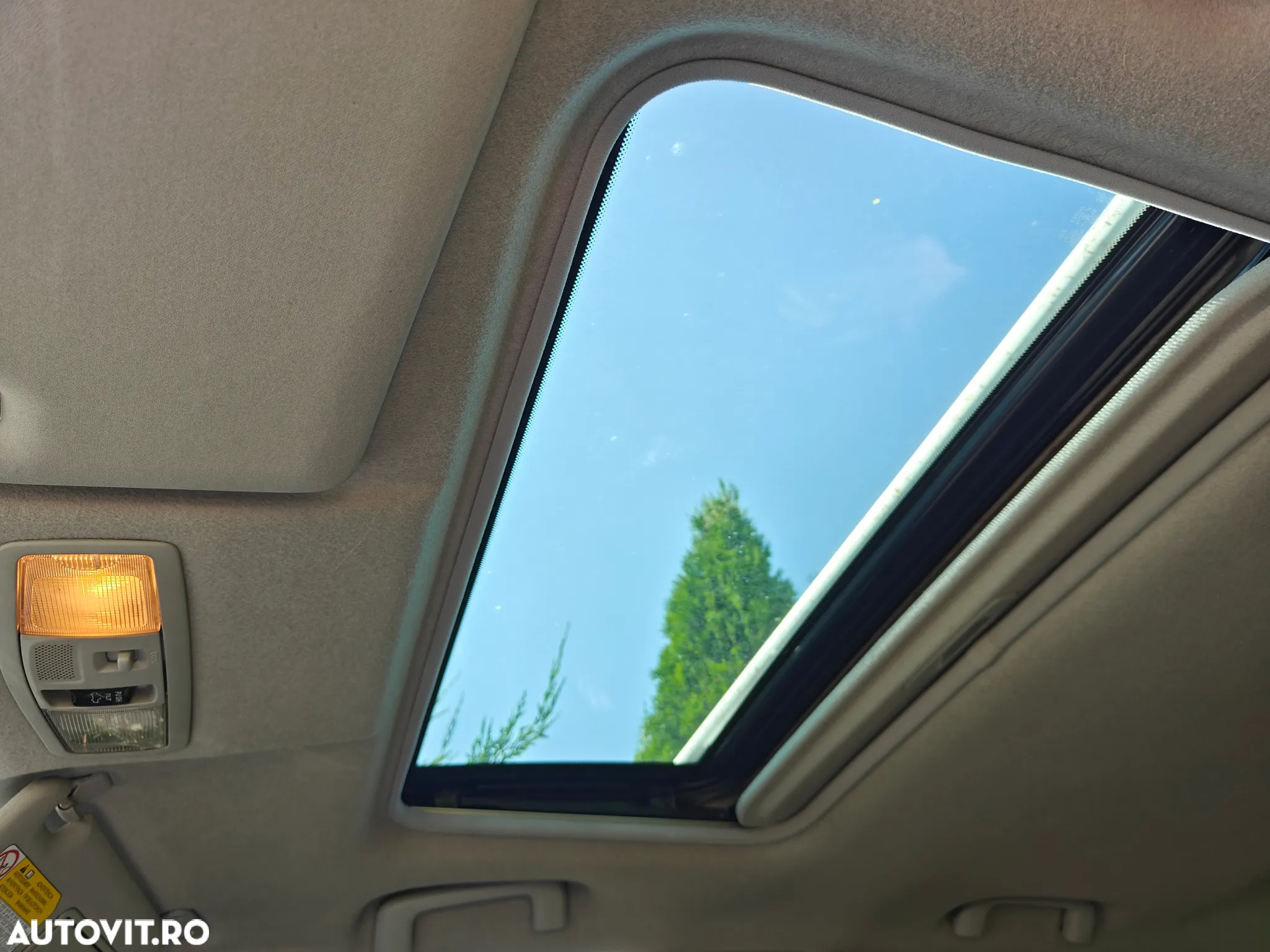 Mitsubishi Outlander - 8
