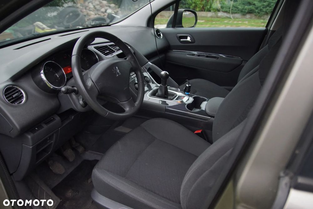 Peugeot 3008 1.6 Active - 6