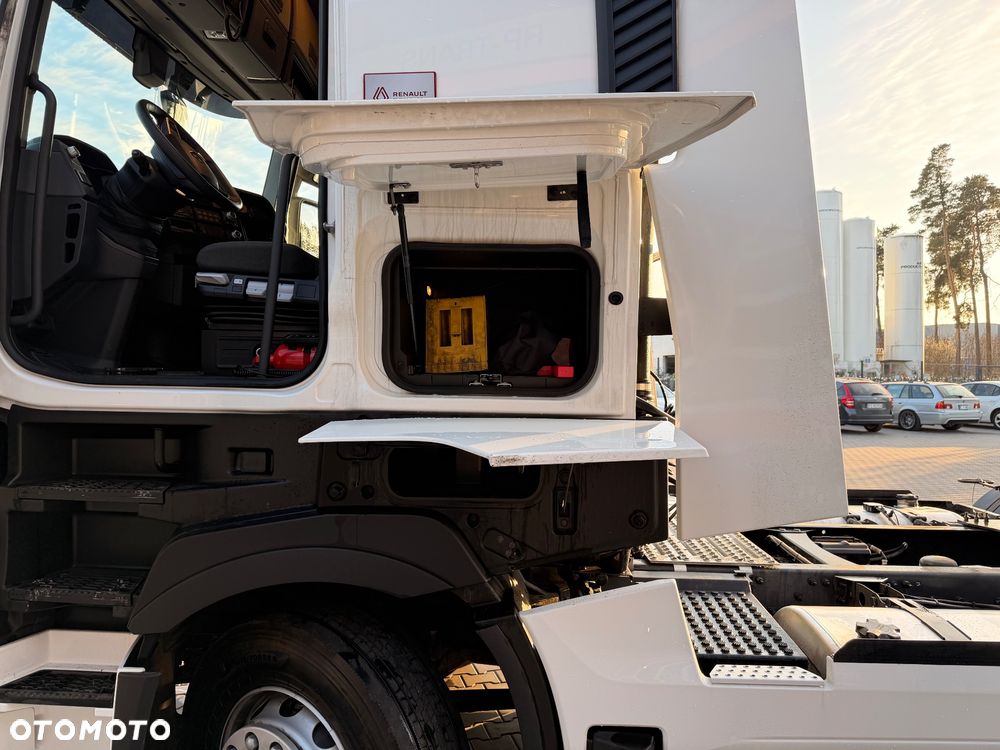 Renault T520 - 20