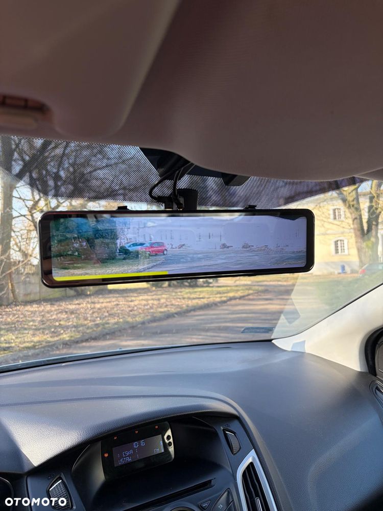 Ford Focus 1.6 Trend - 16