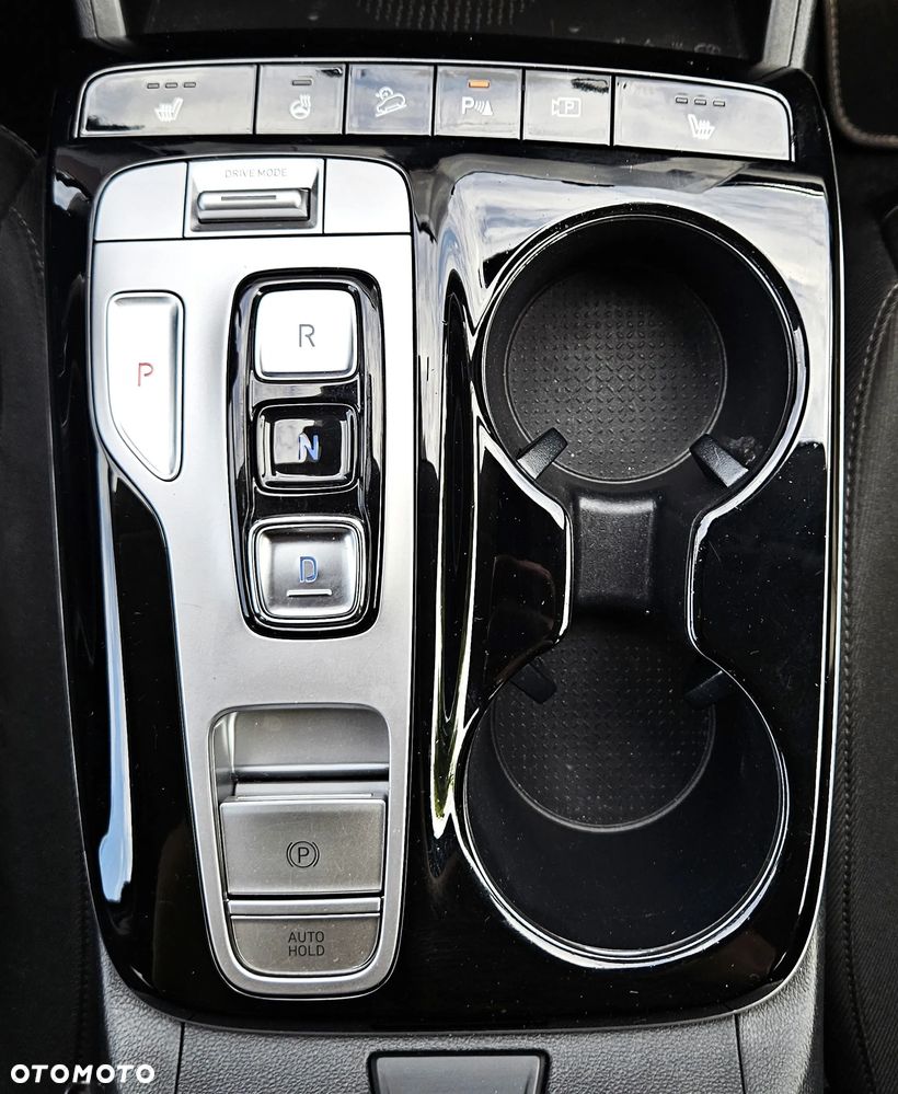 Hyundai Tucson 1.6 T-GDi HEV Smart 4WD - 16