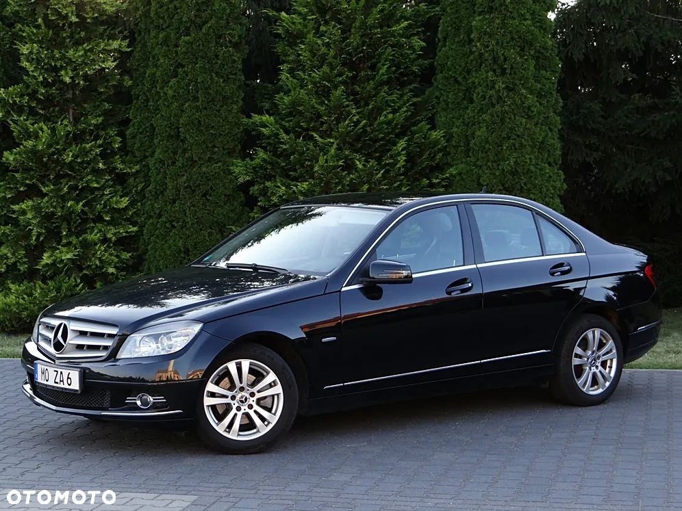 Mercedes-Benz Klasa C 180 Avantgarde Edition - 8