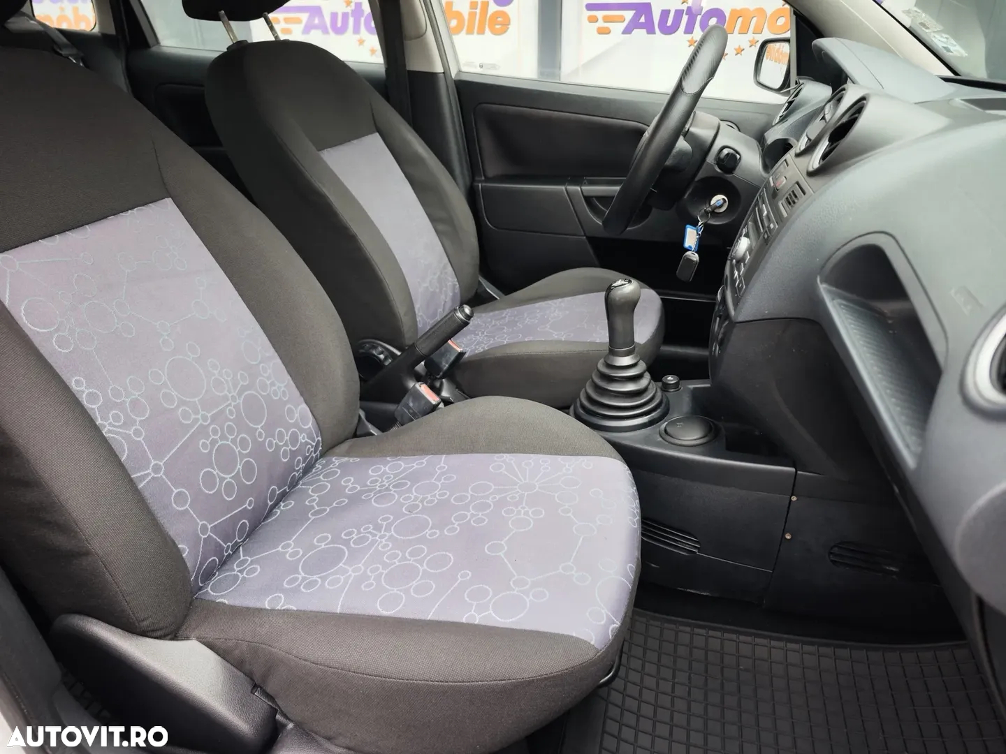 Ford Fiesta - 11