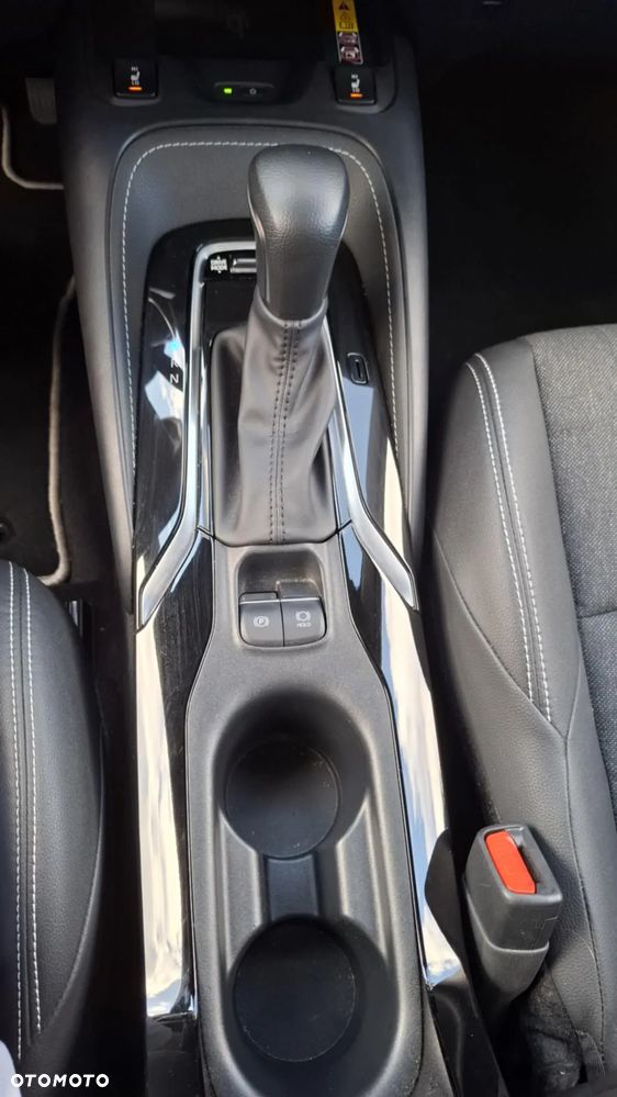 Toyota Corolla 1.8 Hybrid Style - 13