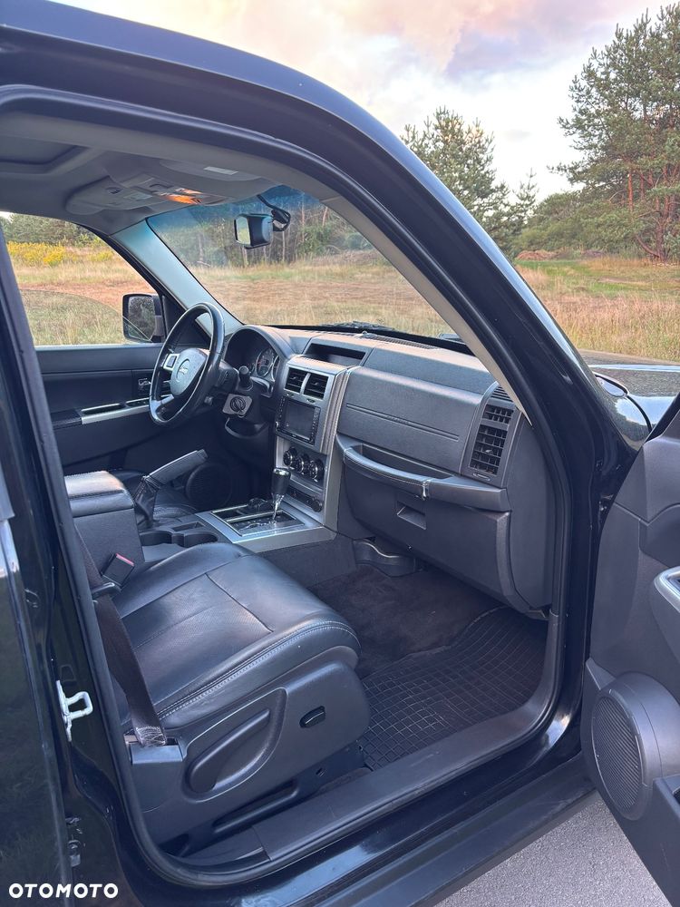 Jeep Liberty - 6