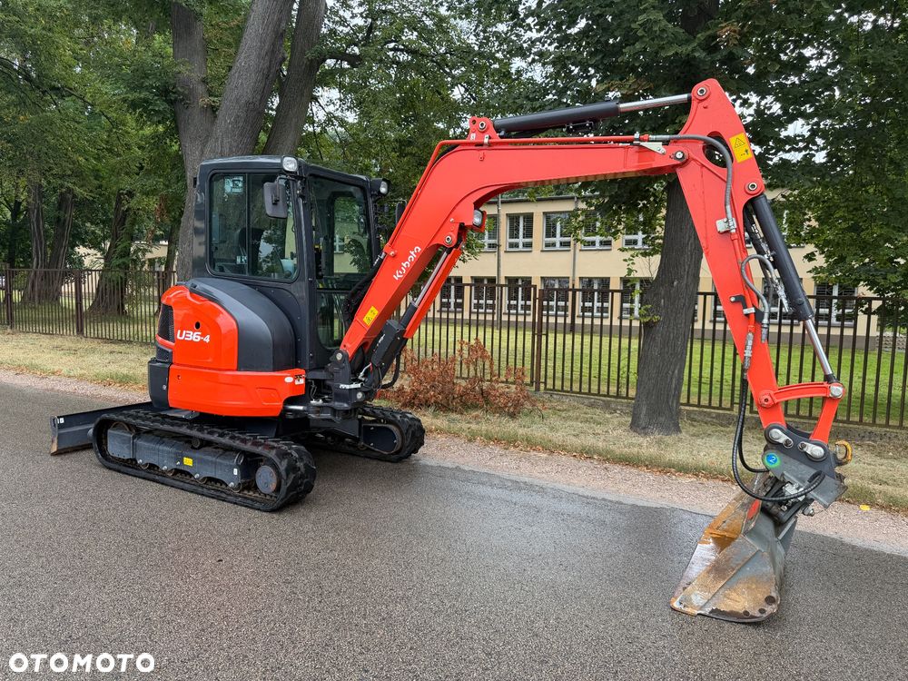 Kubota Minikoparka U36-4