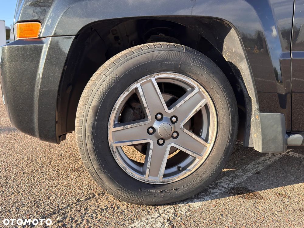 Jeep Patriot - 30