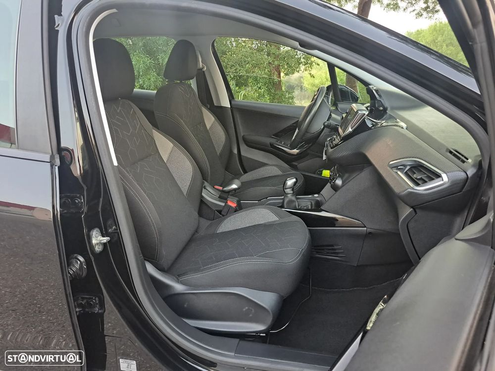 Peugeot 2008 BlueHDi 100 Active - 9