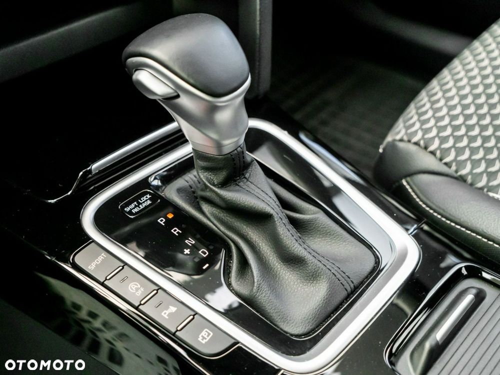 Kia Ceed 1.5 T-GDI Tribute DCT - 18
