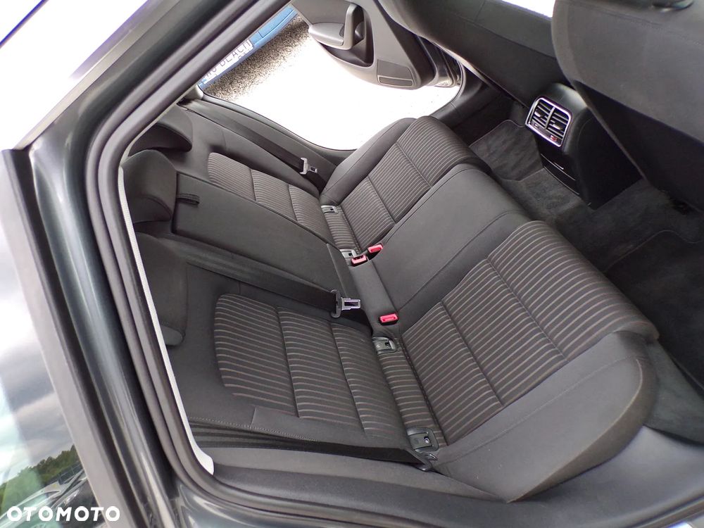 Audi A4 Avant 2.0 TDI DPF Ambition - 28