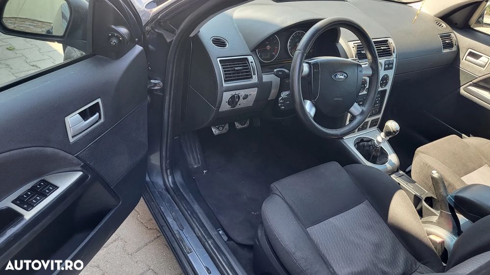 Ford Mondeo - 9