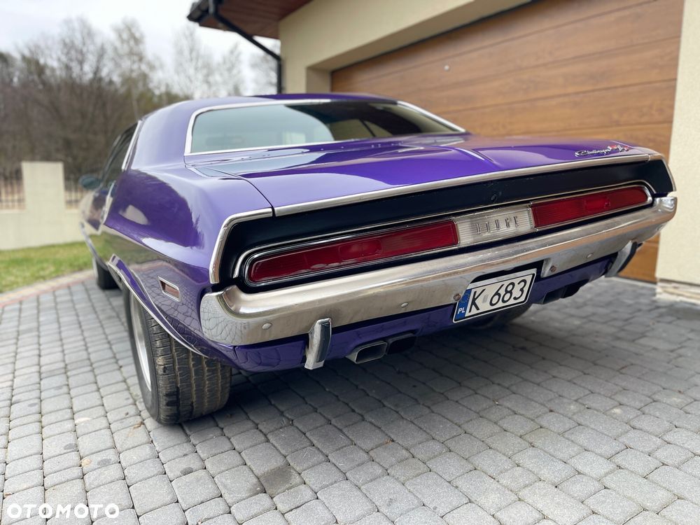 Dodge Challenger - 7