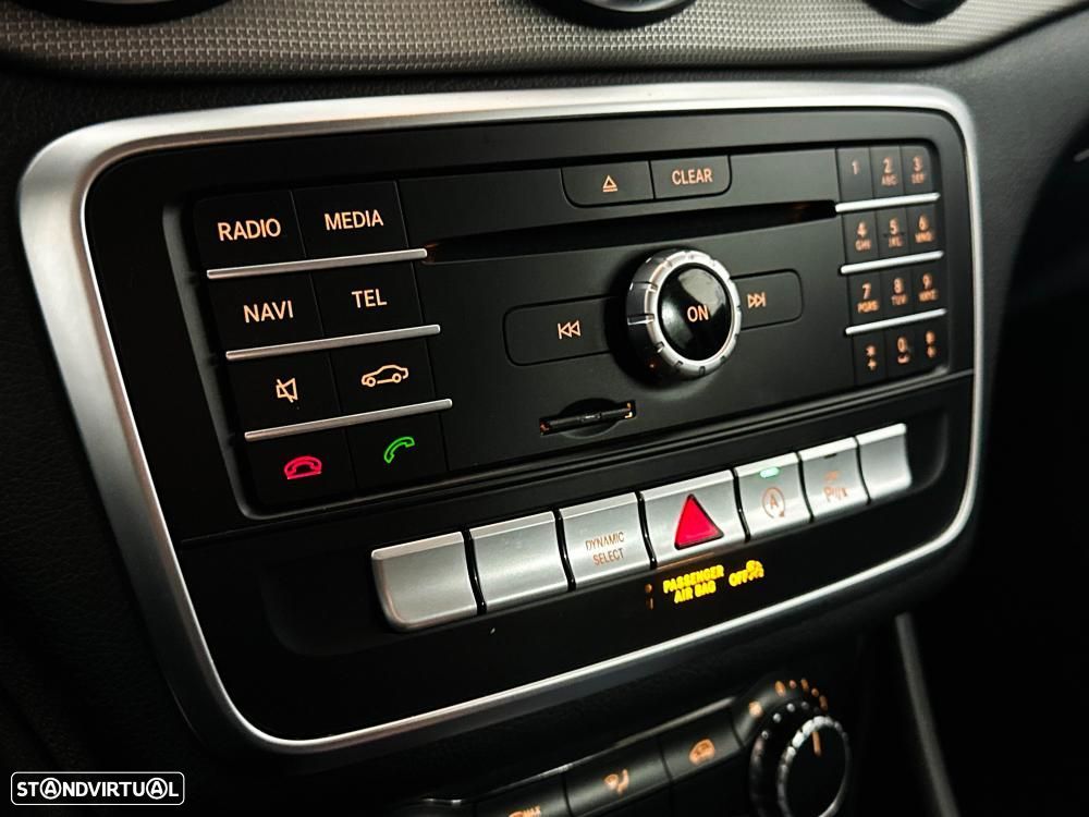 Mercedes-Benz CLA 200 d 4Matic 7G-DCT UrbanStyle Edition - 41