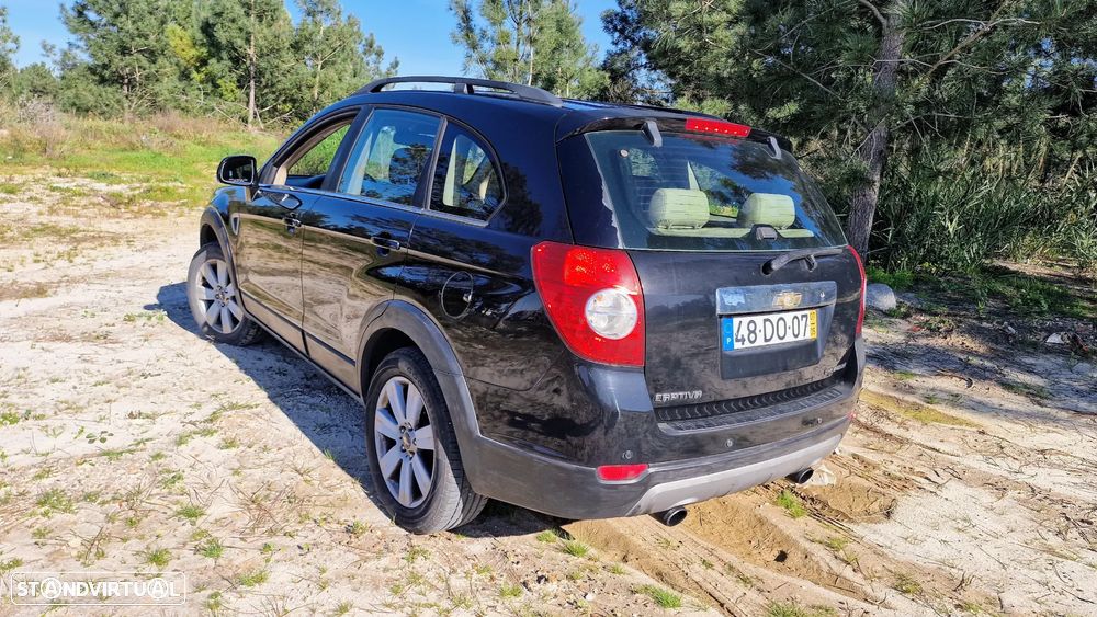 Chevrolet Captiva 2.0 VCDi LT 7L - 25