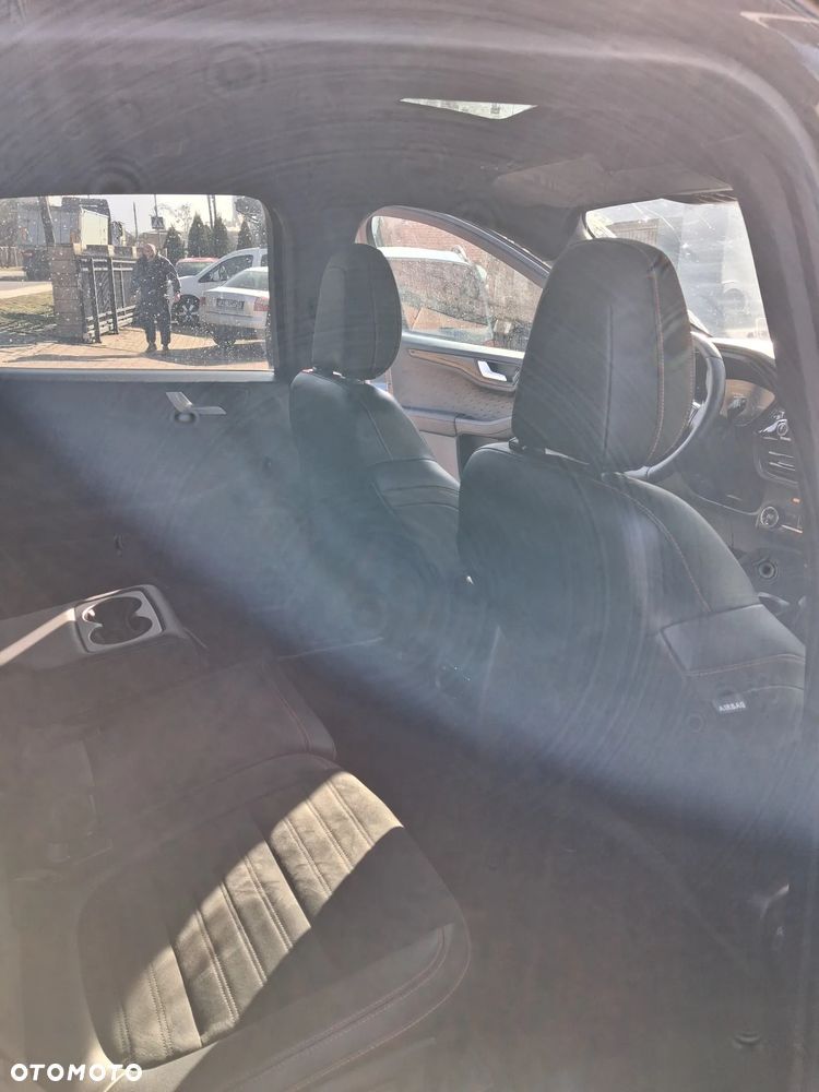 Ford Kuga 2.0 EcoBlue 4x4 ST-LINE - 13