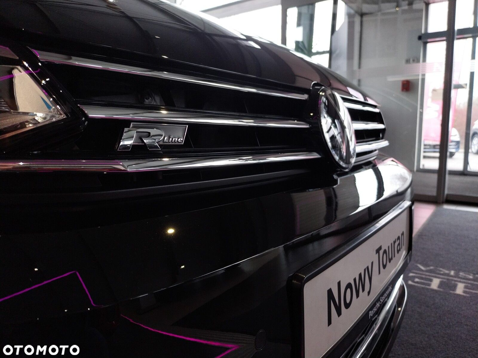 Volkswagen Touran - 6