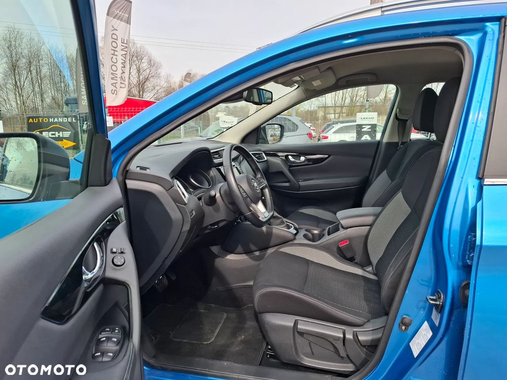 Nissan Qashqai - 11