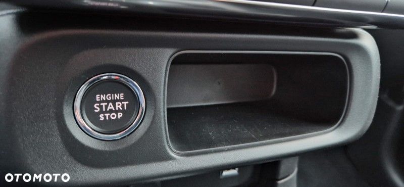 Citroën C3 1.2 PureTech Shine - 20