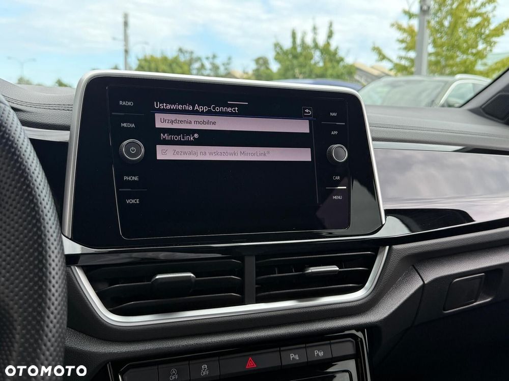 Volkswagen T-Roc - 35
