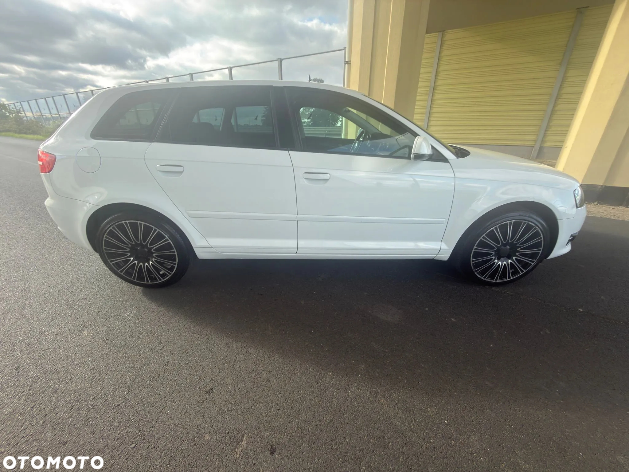Audi A3 Sportback 1.6 Attraction - 9