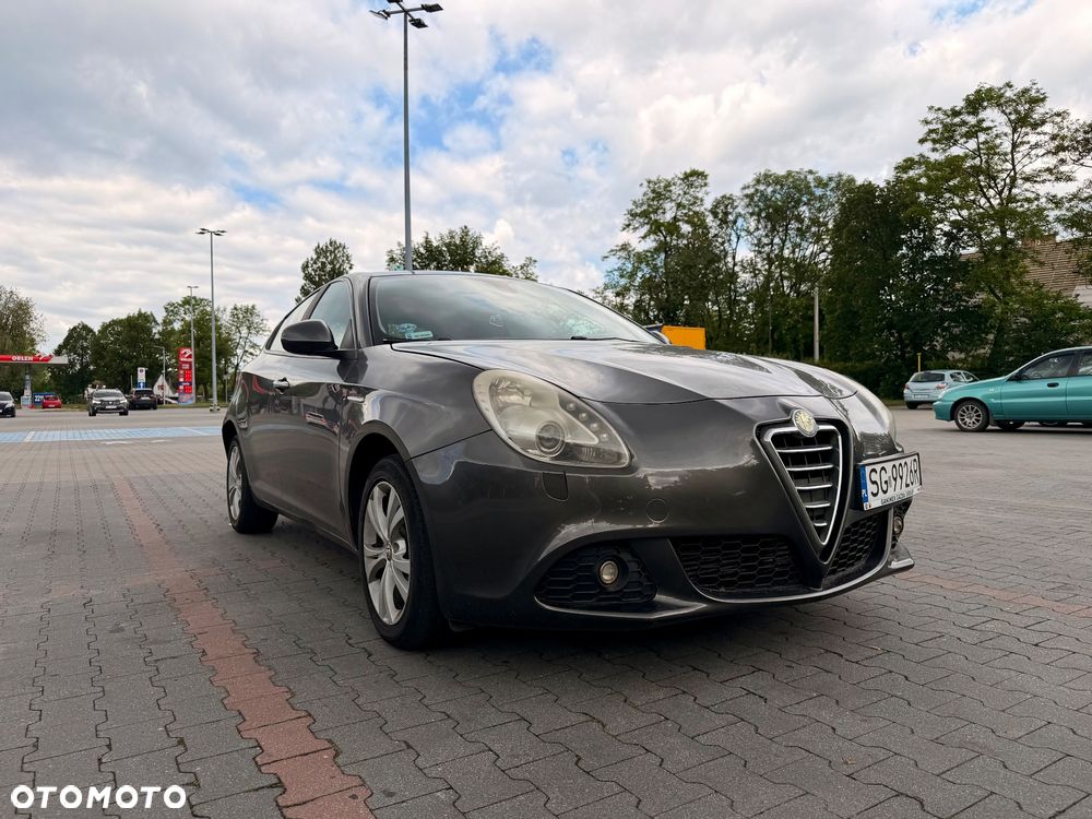Alfa Romeo Giulietta 1.6 JTDM Distinctive - 2