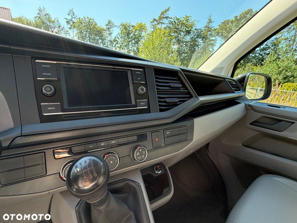 Volkswagen Caravelle 2.0 TDI L1 Comfortline - 10