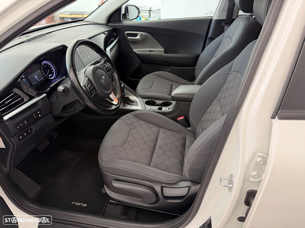 Kia Niro 1.6 GDi HEV Urban - 13