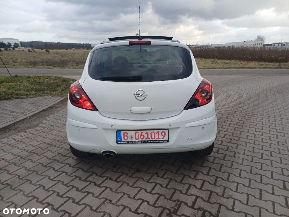 Opel Corsa 1.4 16V Edition - 8