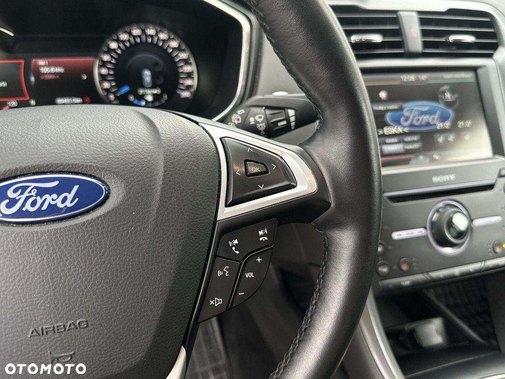Ford Mondeo - 24