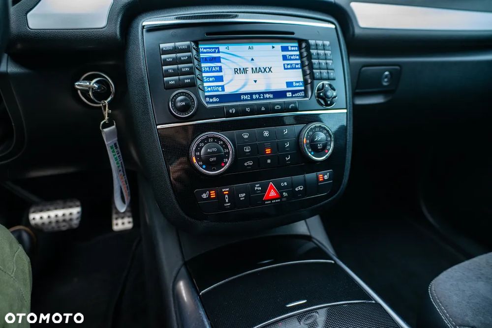 Mercedes-Benz Klasa R 320 CDI L 4-Matic - 27
