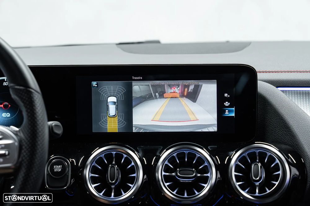 Mercedes-Benz EQA 300 4Matic - 41