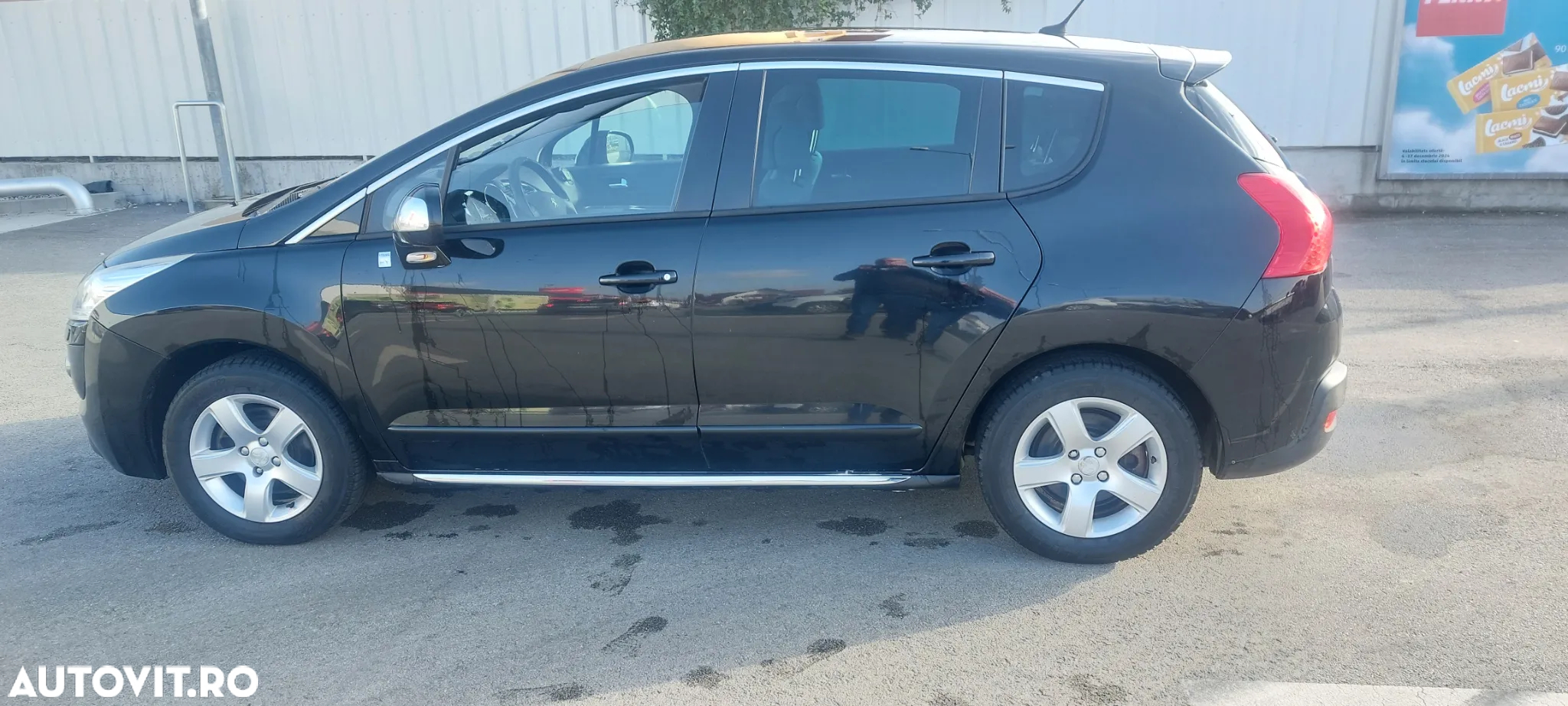 Peugeot 3008 Hybrid4 - 11