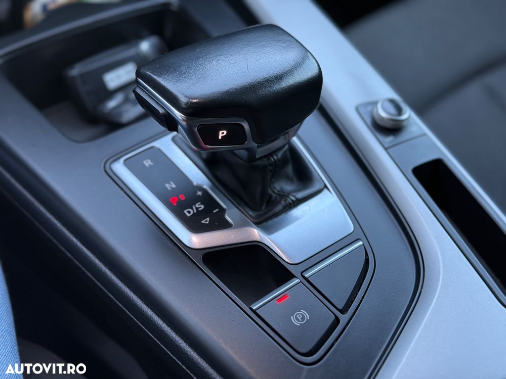 Audi A4 2.0 TDI ultra S tronic - 33