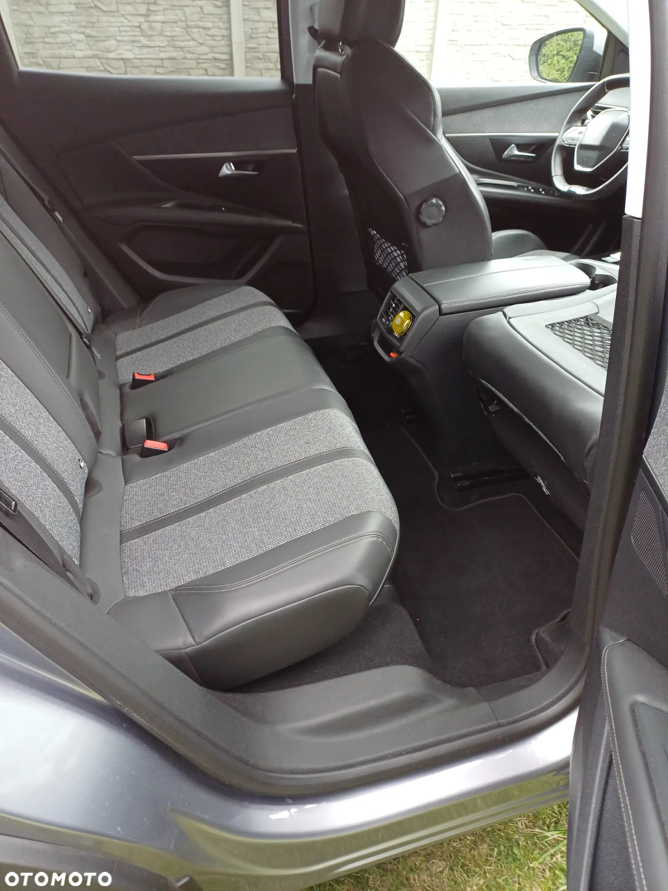 Peugeot 3008 BlueHDi 120 EAT6 Stop & Start Allure - 28