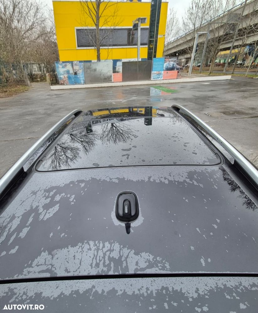 Volkswagen Tiguan 2.0 TDI SCR BlueMotion Technology Sport & Style - 6