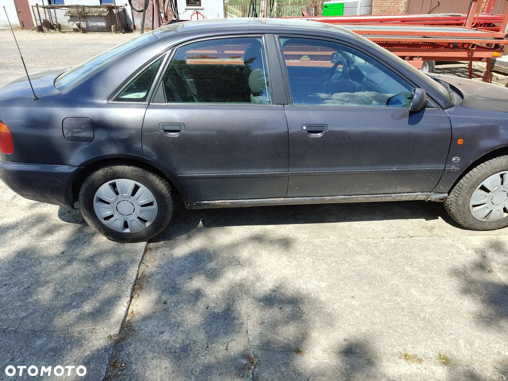 Audi A4 Limousine 1.8 - 2