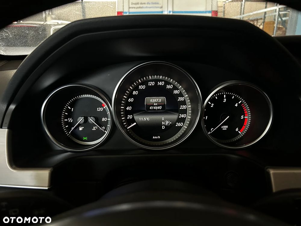 Mercedes-Benz Klasa E 220 BlueTEC 9G-TRONIC Elegance - 4