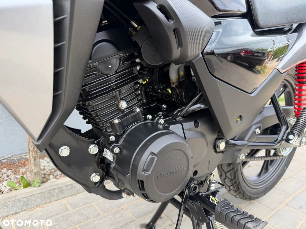 Honda CBF - 32