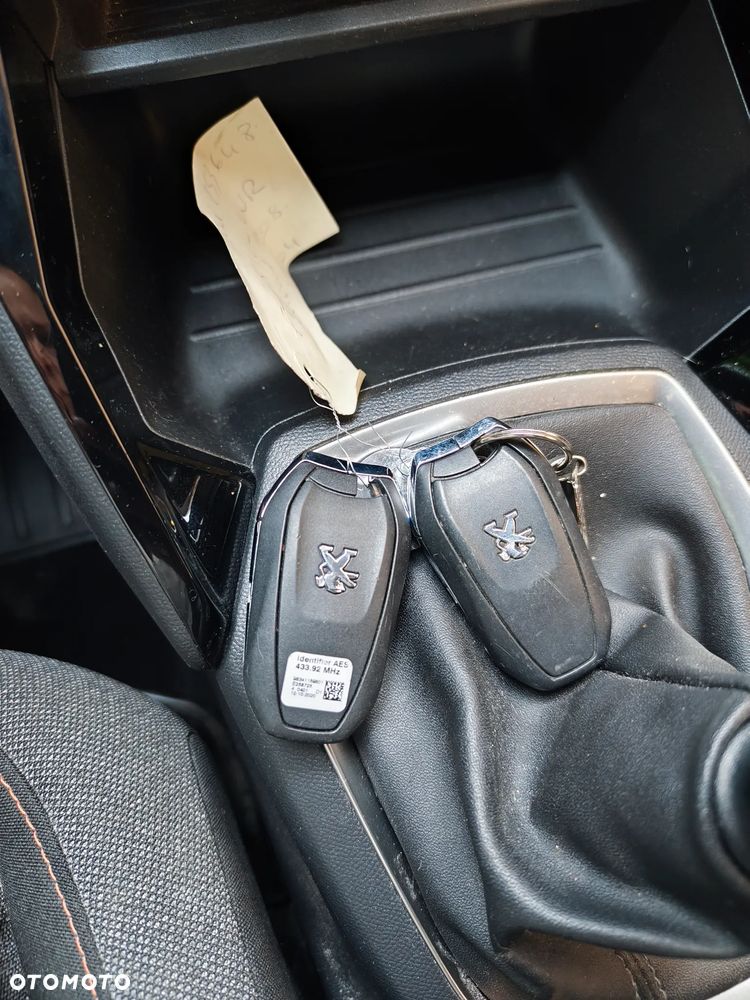 Peugeot 208 Blue-HDi 100 Stop&Start Active - 19