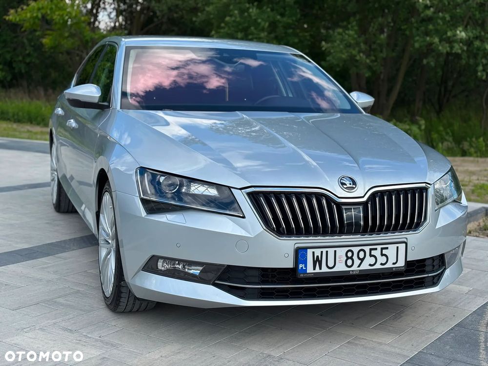 Skoda Superb 2.0 TDI Style - 1