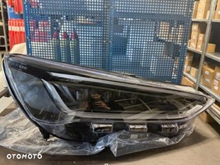 Reflektor lewy oraz prawy Ford Focus MK4 Lift - 2