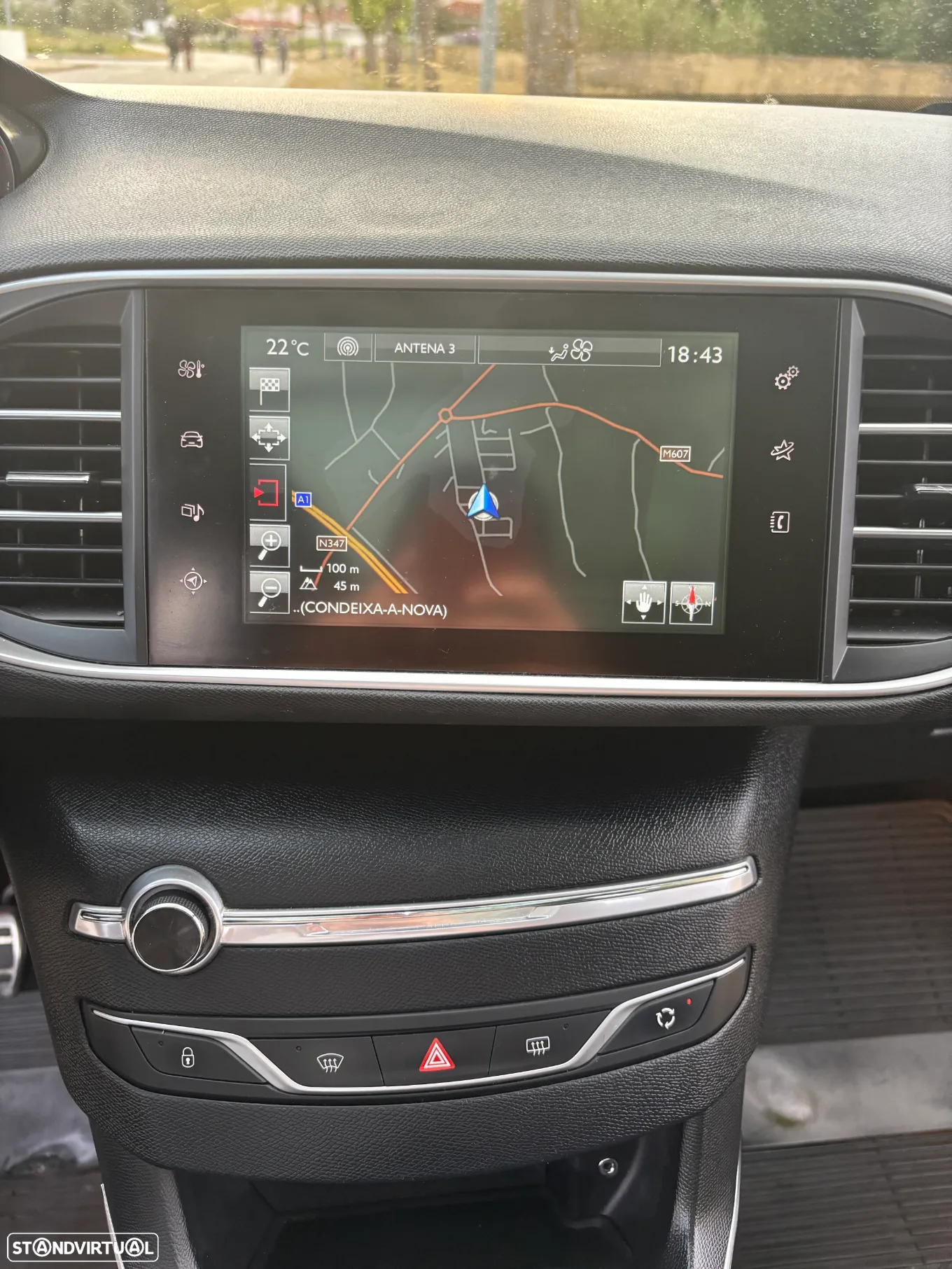 Peugeot 308 SW 1.6 BlueHDi GT Line - 24