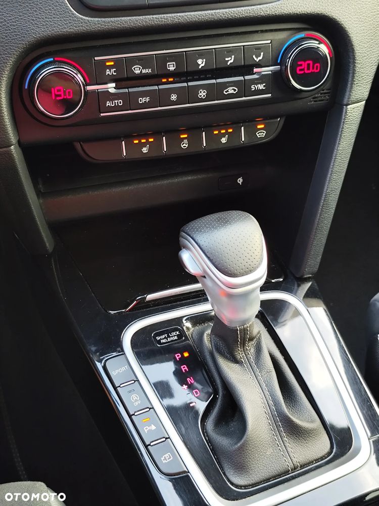 Kia ProCeed 1.5 T-GDI GT Line DCT - 21