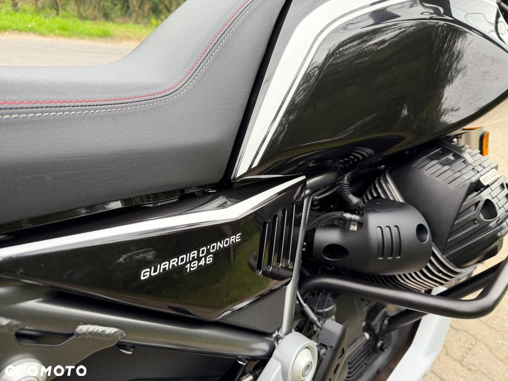 Moto Guzzi V85 - 17