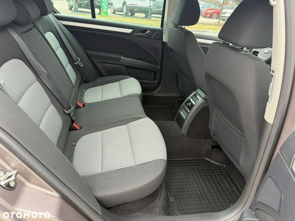 Skoda Superb - 32