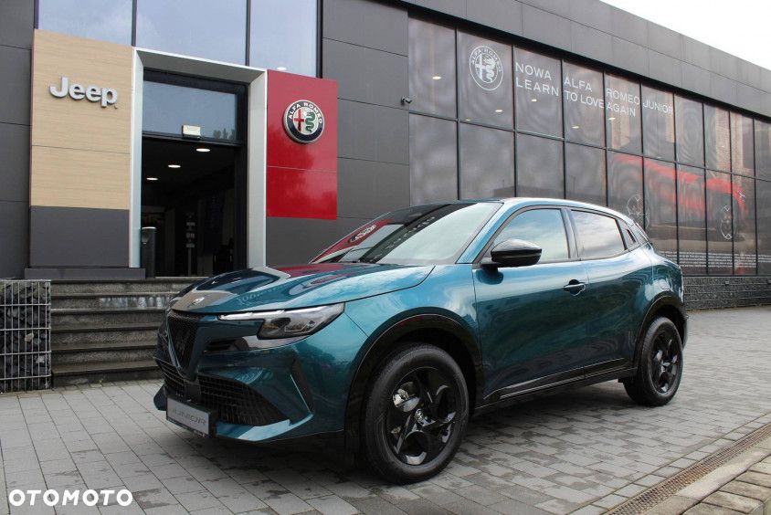 Alfa Romeo Junior 1.2 mHEV Ti eDCT - 4
