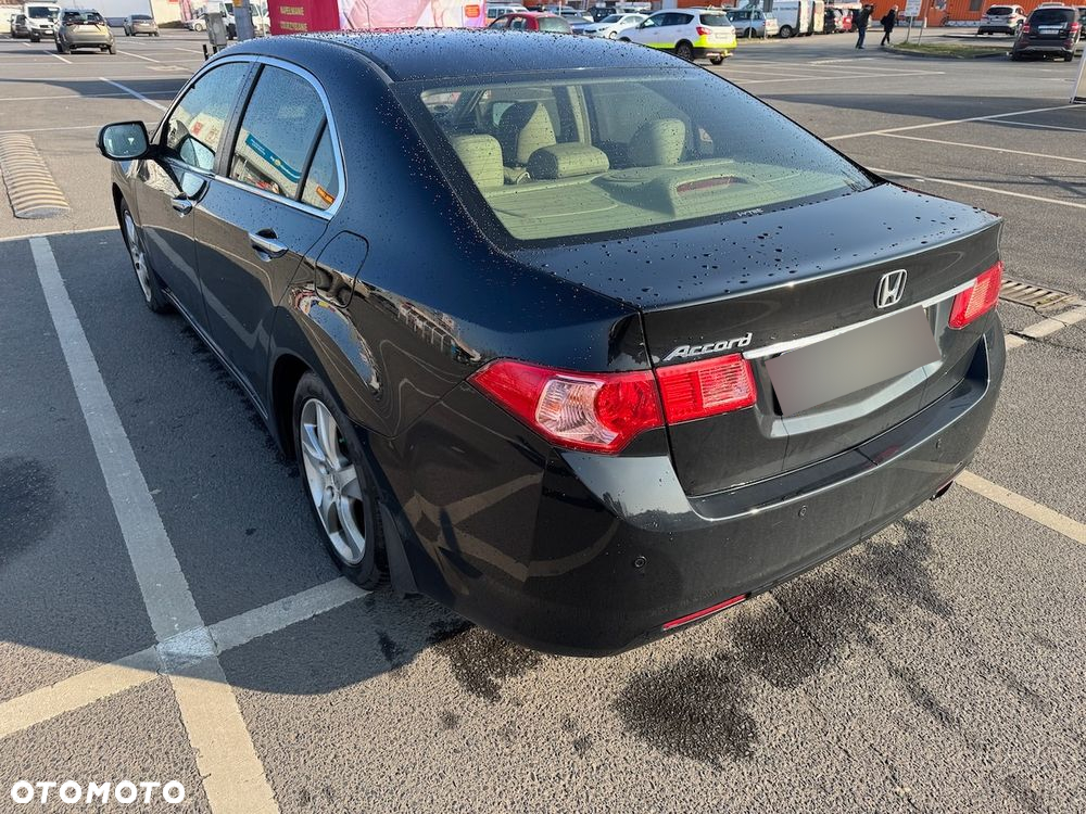Honda Accord 2.0 Executive - 6