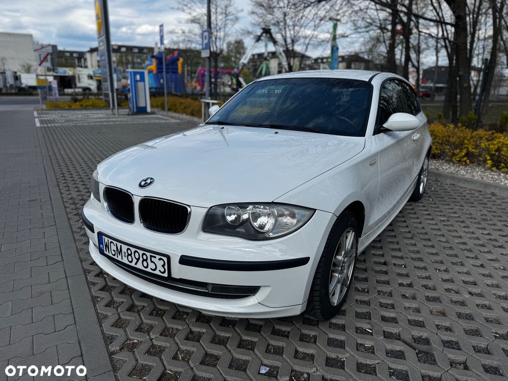BMW Seria 1 116i - 1